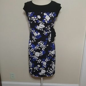 Motherhood Maternity floral sheath dress size small
